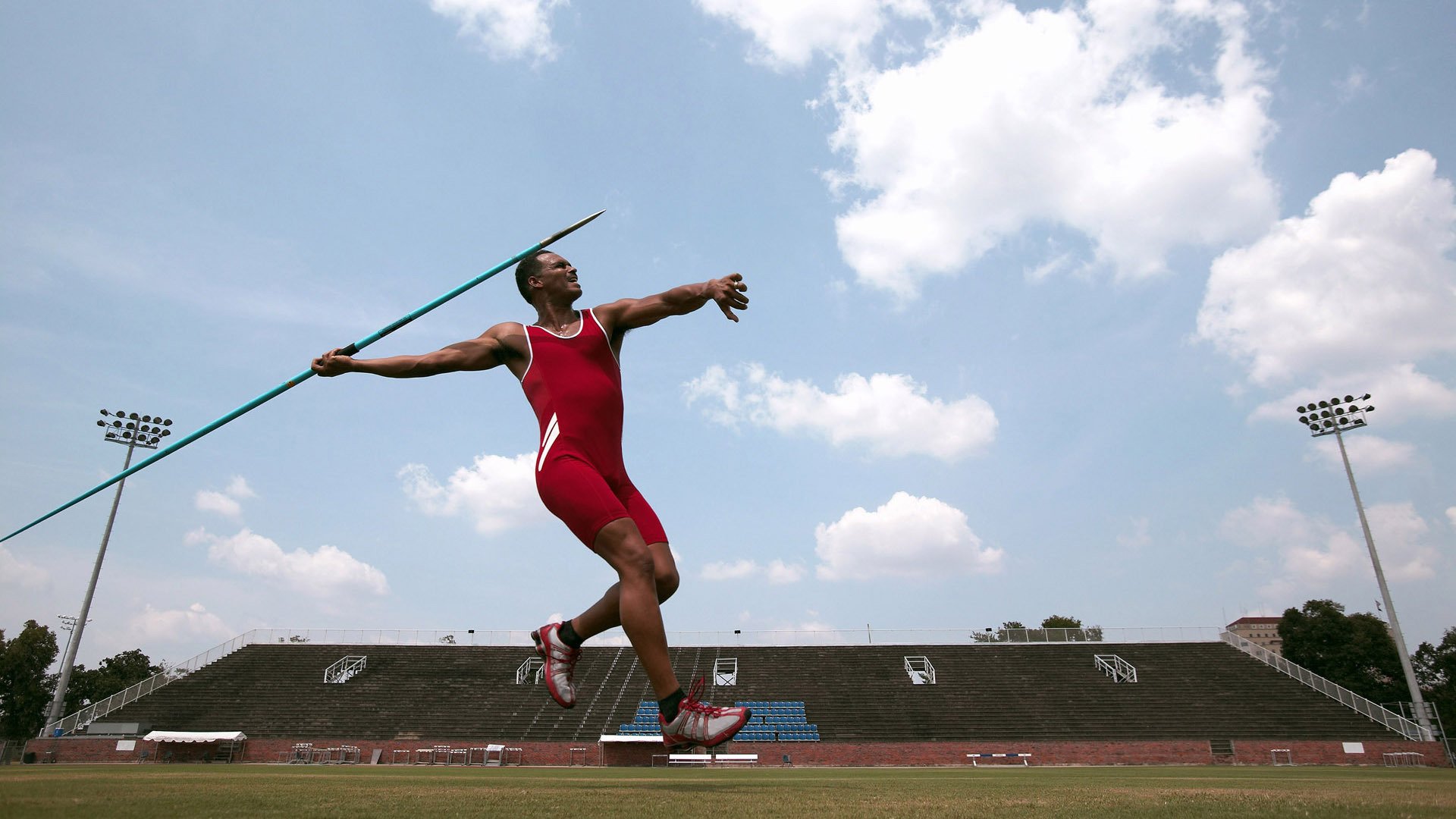 巴西队在世界杯预选赛中保持领先，形势乐观