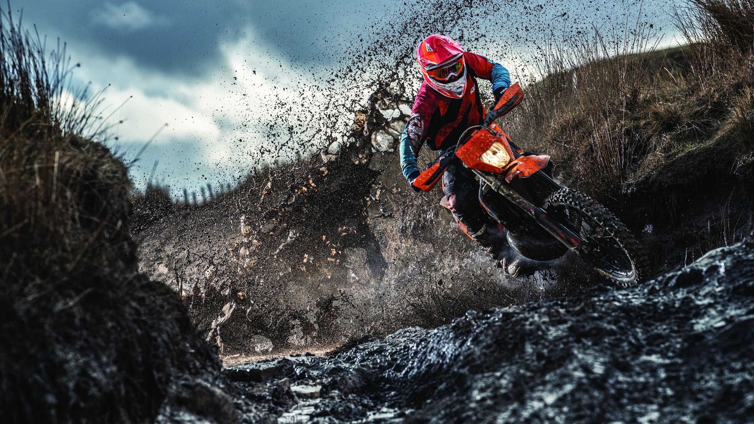 英超战火再燃：逆境中奋勇，奇迹出现，“英超”